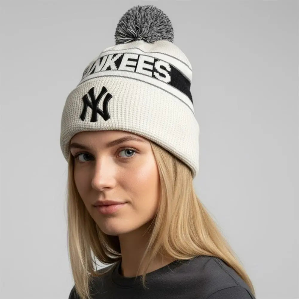2025 New York Yankees Pom Beanie - theclothingtribe